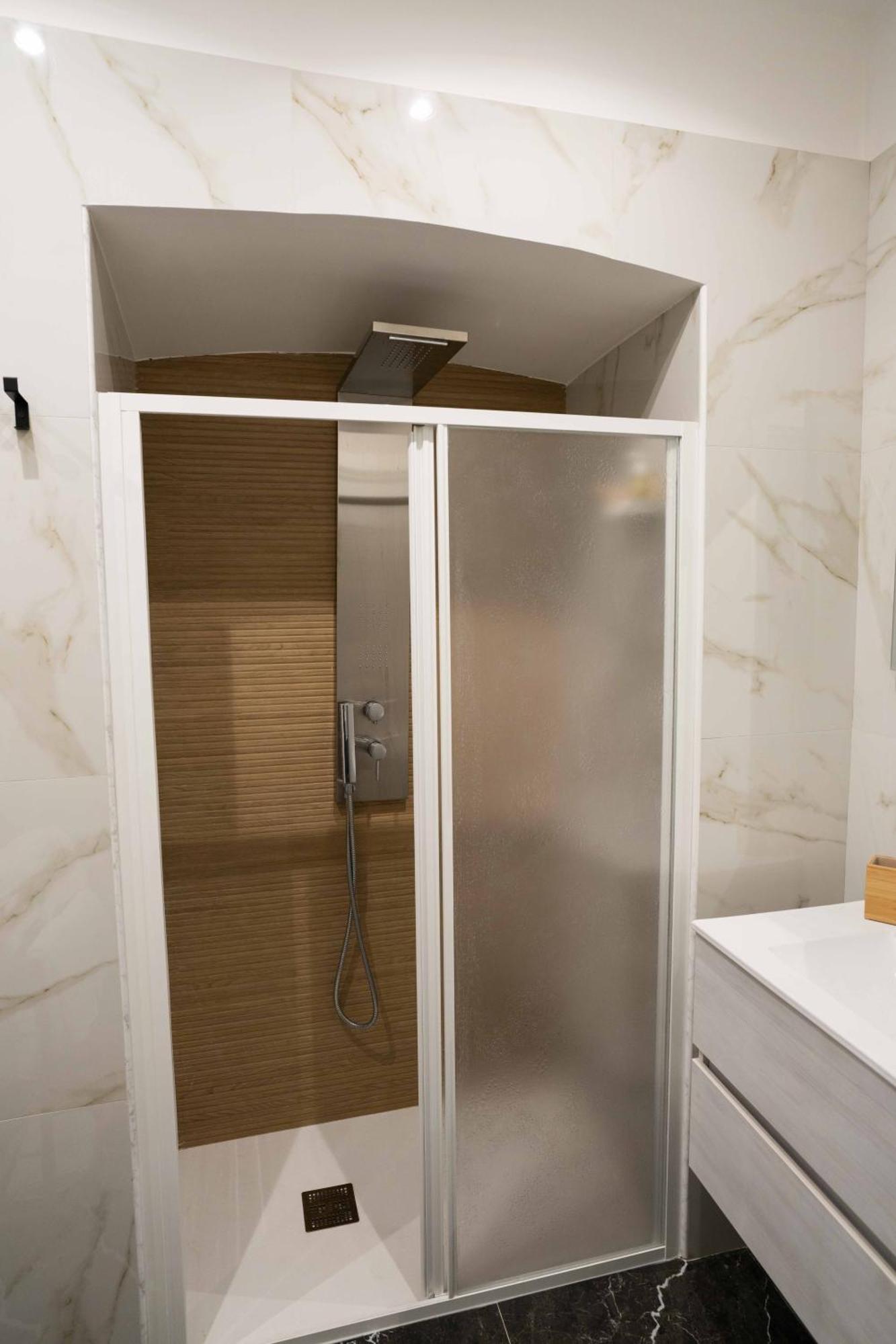 Worldwidesuites Napoli Bagian luar foto